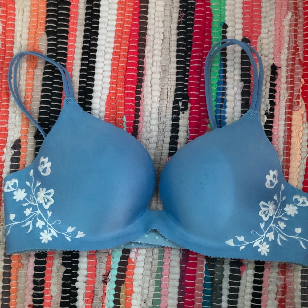 Victoria’s Secret bra